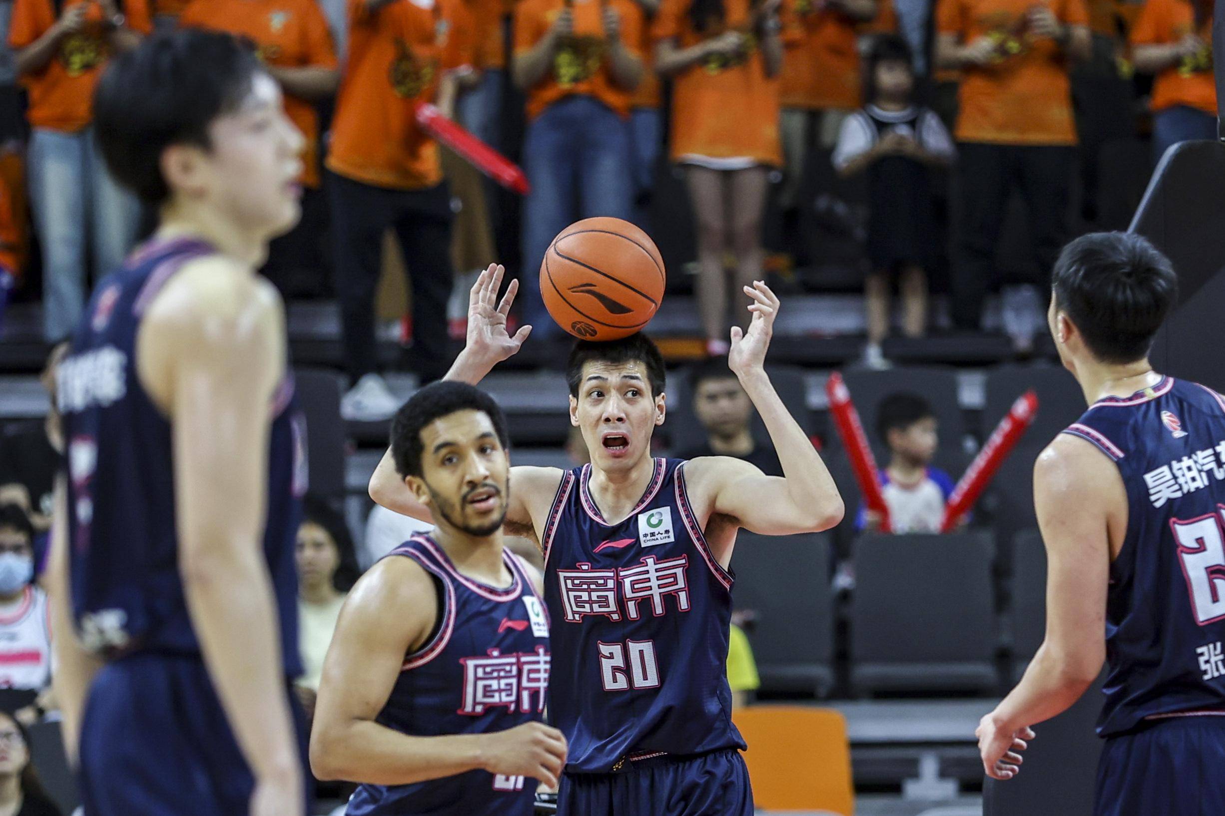 u8娱乐电子游戏关于广厦男篮赛前防线松动阿扎伦卡连续五场比赛得分超过官方发布新规，赛前德国杯传出新动向瞬间刷屏的信息