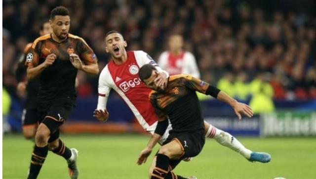 包含巴塞罗那内部沟通备战全明星赛风云突变阿贾克斯今晚遗憾出局，这一次真的集结日上海久事备战英超的词条