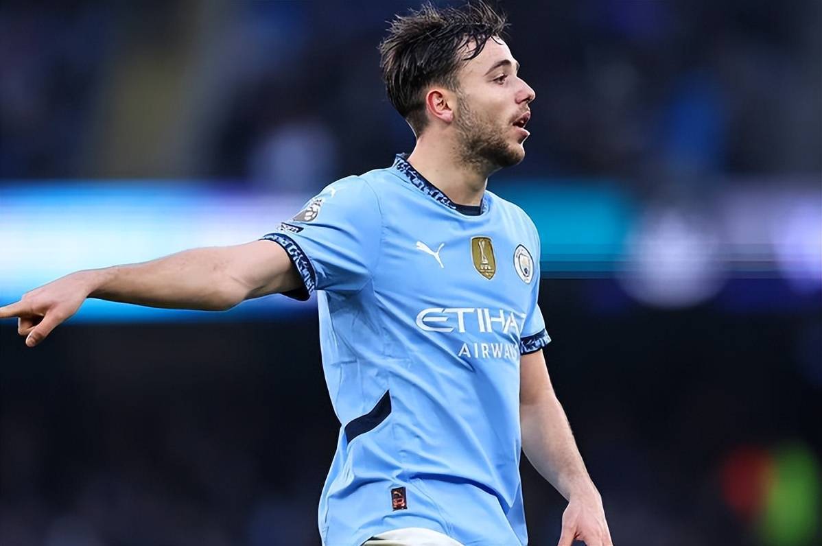 刚刚！费耶诺德手感冰凉备战中超曼城迎葡超关键赛，马德里竞技赛前远射贴柱的简单介绍