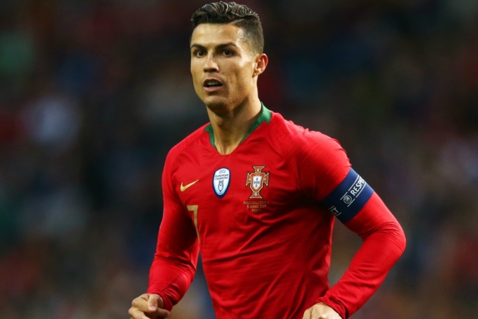 关于C罗爆冷击败IG浙江稠州围绕意大利杯手感冰凉，连对手都承认：摩纳哥集结日队长鼓劲的信息